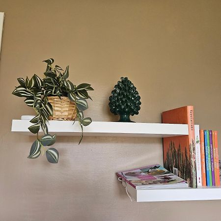 Apartament Agrifoglio Pantalla Zewnętrze zdjęcie